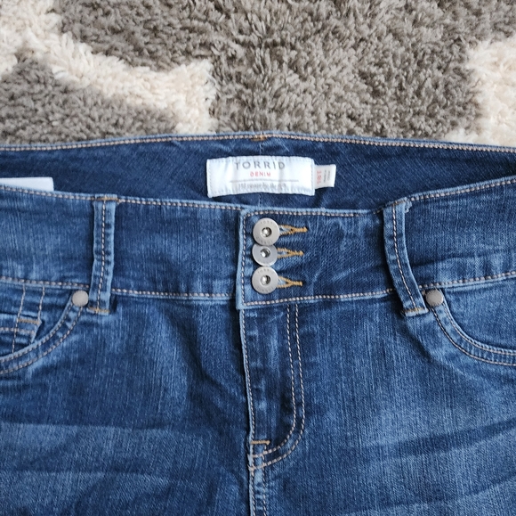 Torrid Jeggings - Picture 5 of 6